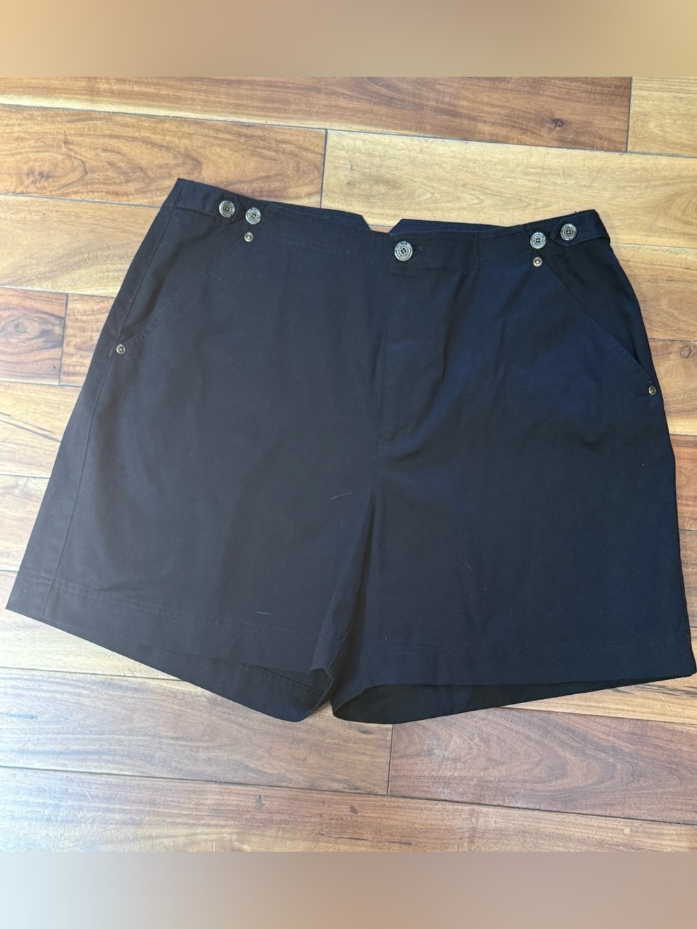 Liz Claiborne Crazy Horse Black Shorts
